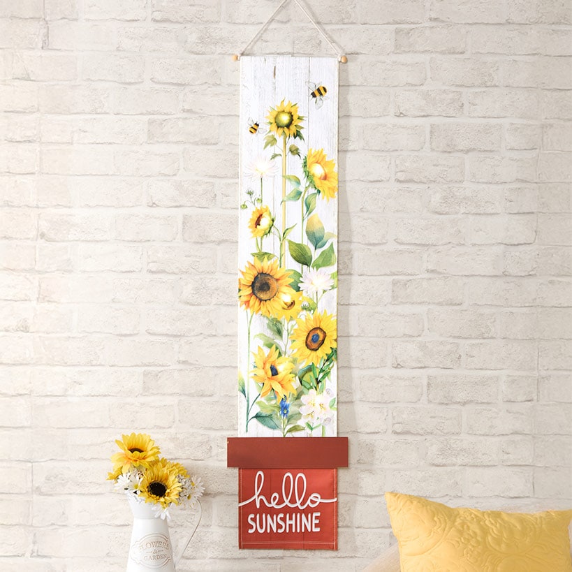 LED Lighted Welcome Banner - Flower or Patriotic 46\" Length